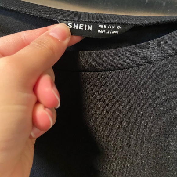 Side Drawstring Black Midi Dress - Picture 7 of 7